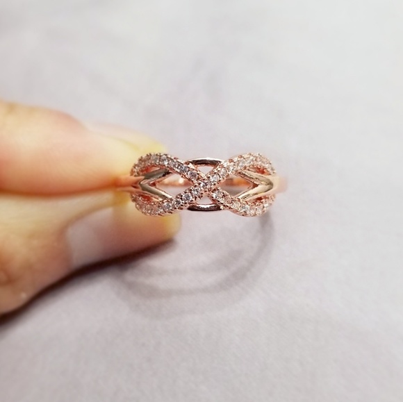 🔥LAST 1🔥NEW 18K ROSE GOLD PLATED INFINITY RING - Picture 3 of 9